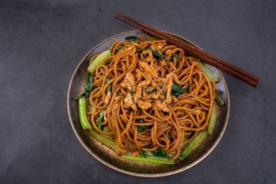 Shredded Pork Fried Noodles